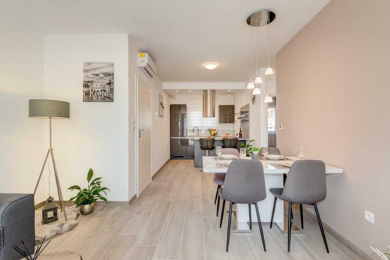 La Vie Est Belle Apartamento Trogir Exterior foto