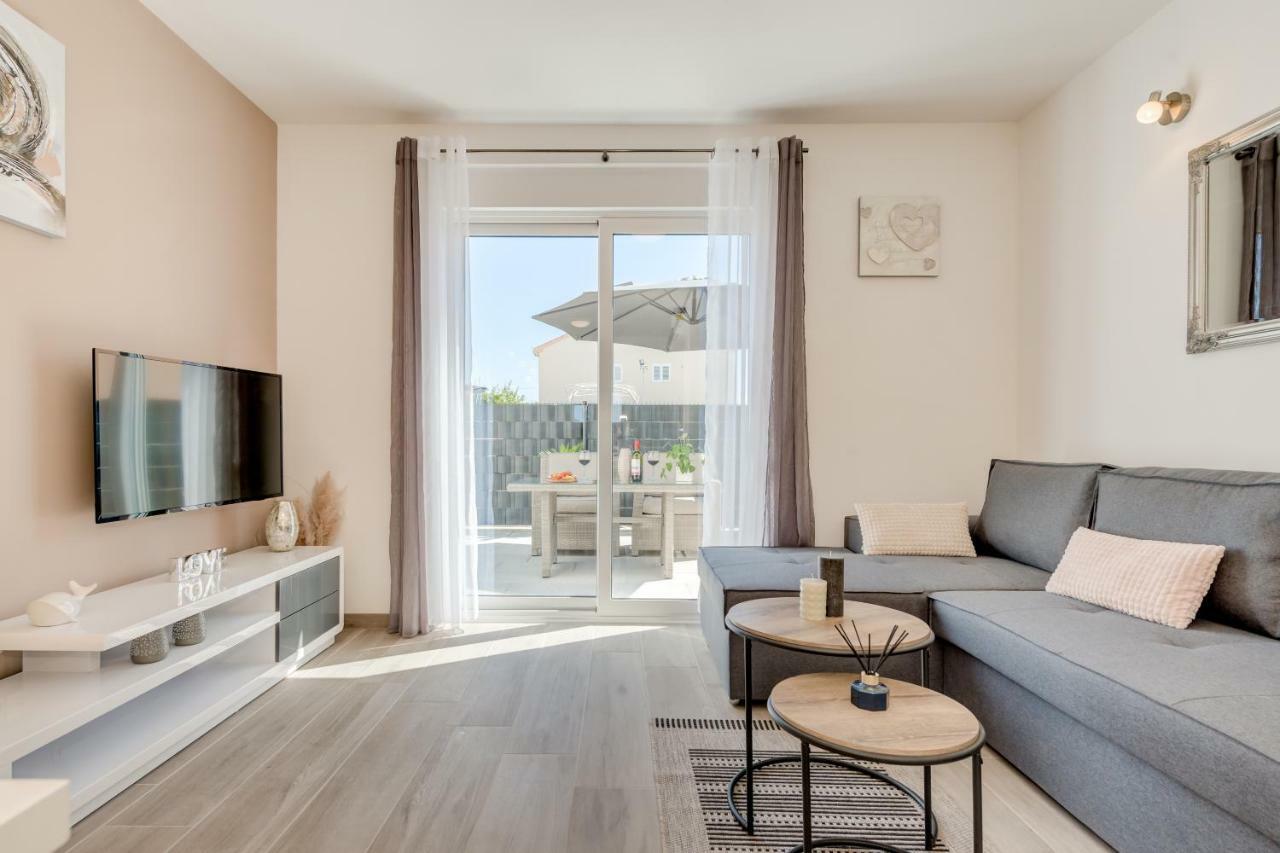 La Vie Est Belle Apartamento Trogir Exterior foto