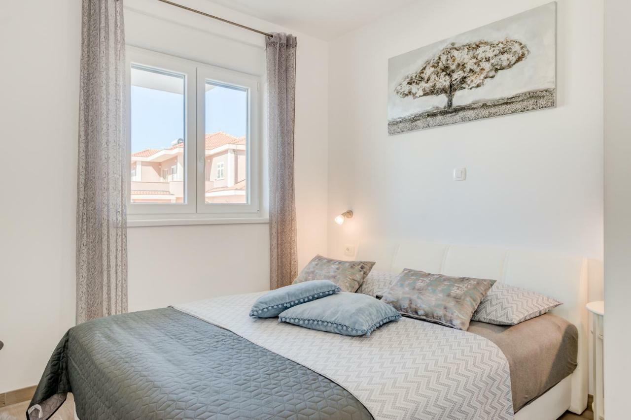 La Vie Est Belle Apartamento Trogir Exterior foto