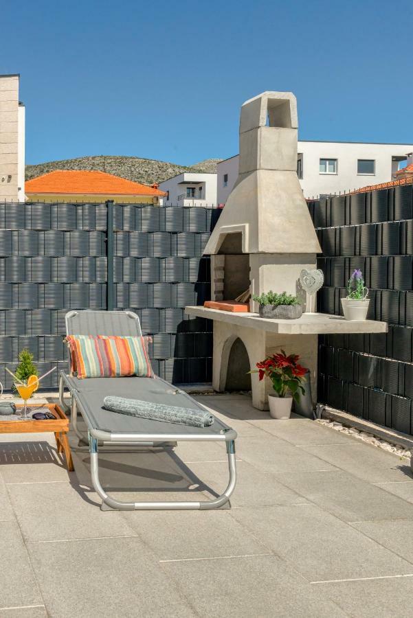 La Vie Est Belle Apartamento Trogir Exterior foto